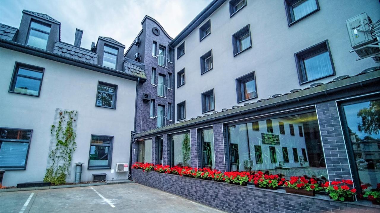 Hotel Senator Konferencje & Spa Starachowice Exterior photo